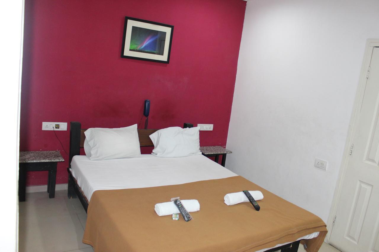 Deccan Comforts Hyderabad Exterior foto